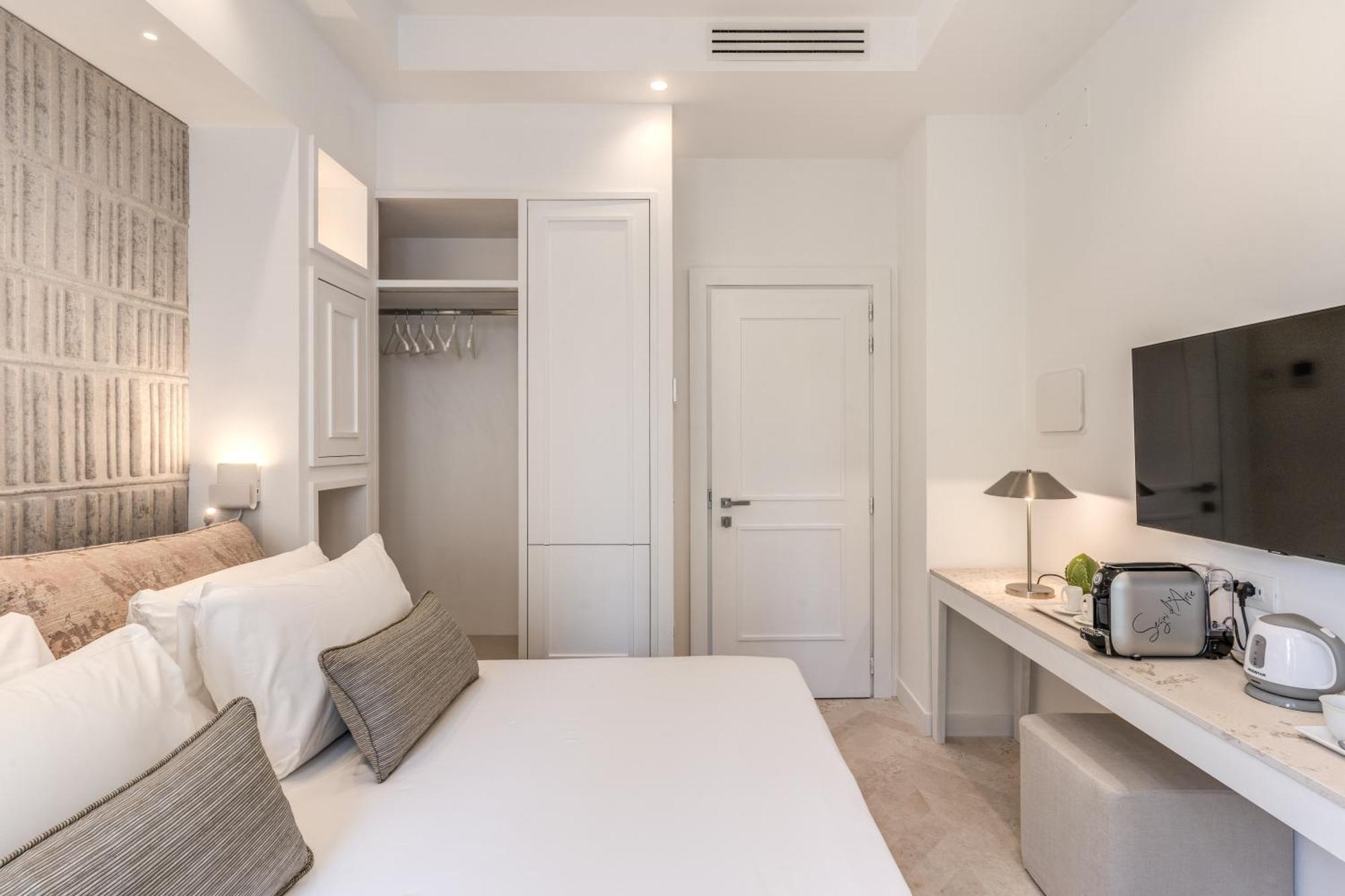Diff'Rent Souls Rooms - Luxury Accomodation سورينتو المظهر الخارجي الصورة